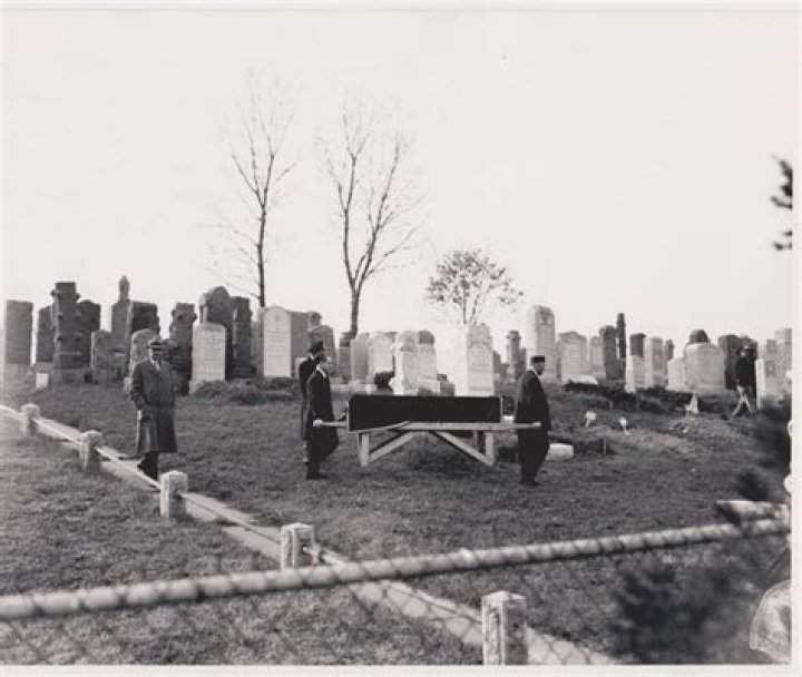 Abe Reles Thought He Was Safe With The Police Until He Turned Up Dead