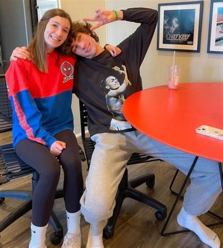 Baylen Levine Age | Wiki, Net worth, Bio, Height, Girlfriend ?