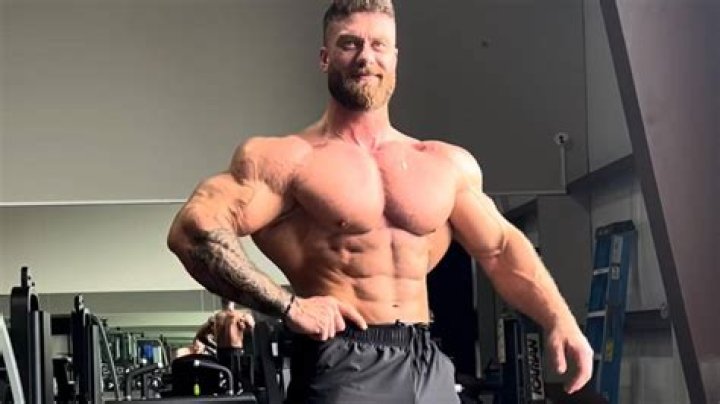 Chris Bumstead Age - Bio, Wiki, Height, Net Worth, Relationship (2023)