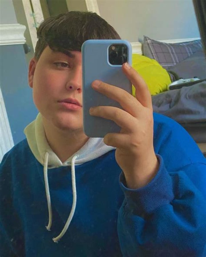 Connor Hesse Age | Wiki, Net worth, Bio, Height, Girlfriend