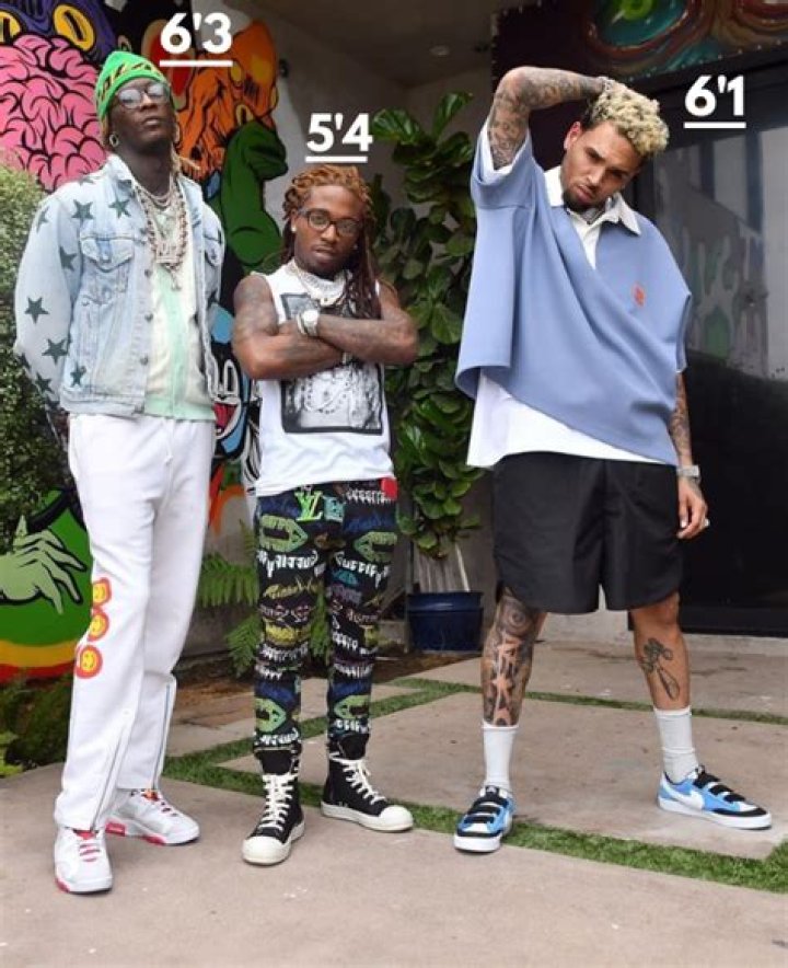 How tall is Chris Brown