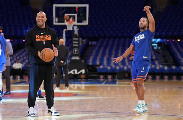 How tall is Rick Gonzalez