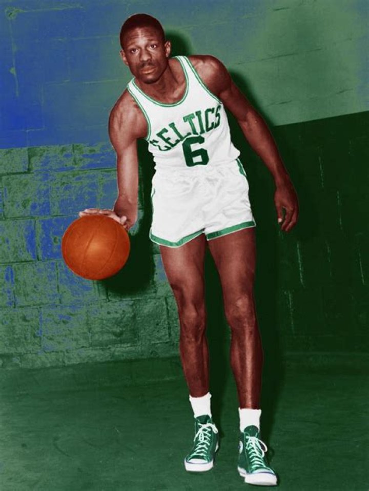 How tall was Bill Russell