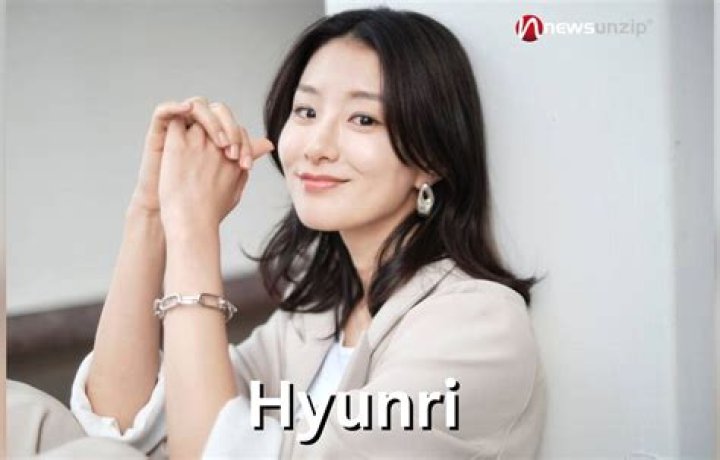 Hyunri (Actress) Wiki, Age, Height, Husband, Family, Net worth, Biography, Nationality & More