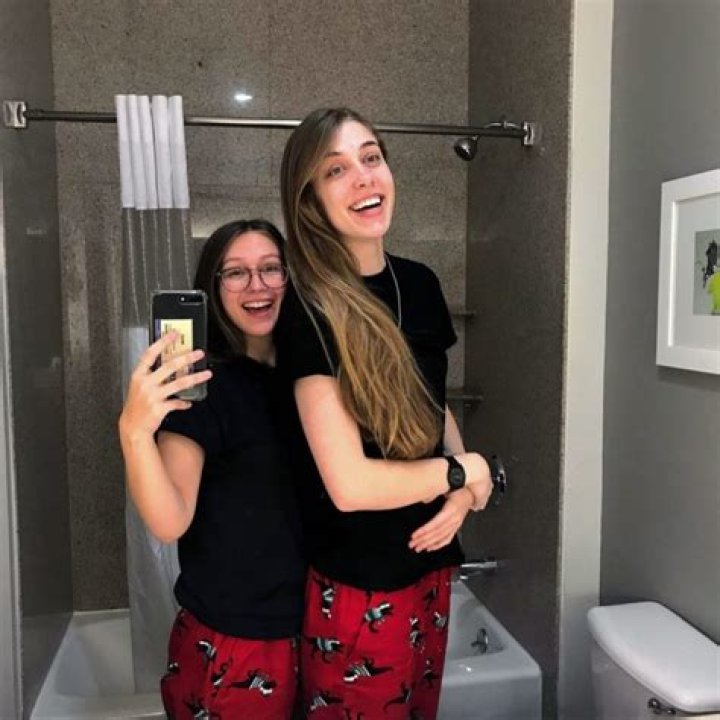 Isabella Avila Age | Wiki, Net worth, Bio, Height, Girlfriend