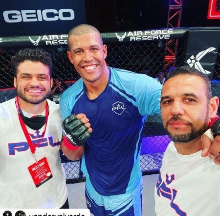 Renan Ferreira [MMA Fighter] Wiki, Biography, Height, Weight, Age, Wife, Parents, Net Worth & More