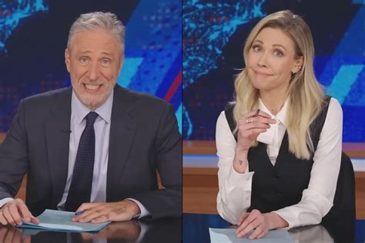 What is Desi Lydic's Net Worth? Know her Age, Wiki, Height, Husband