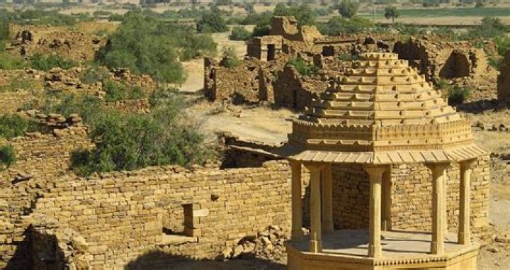 Why Was The Indian Village Of Kuldhara Abandoned Overnight?